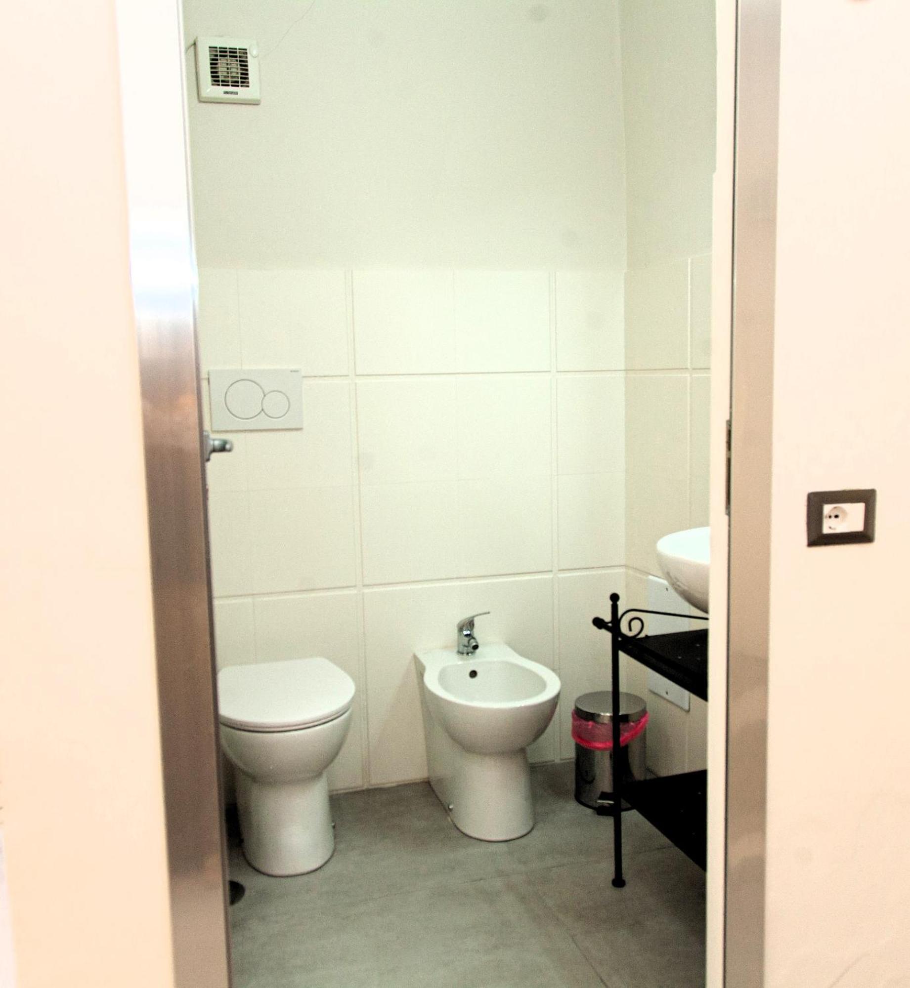 Arechi Room Salerno Exteriör bild